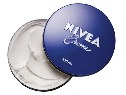 Czy krem Nivea naprawdę pomaga na pryszcze? Sprawdź skuteczność