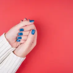 Z czego jest manicure tytanowy? Poznaj skład i jego korzyści