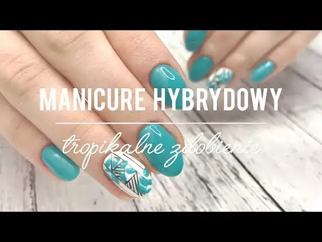 Zdjęcie Manicure hybrydowy z nadbudową – co to jest i jakie ma zalety?